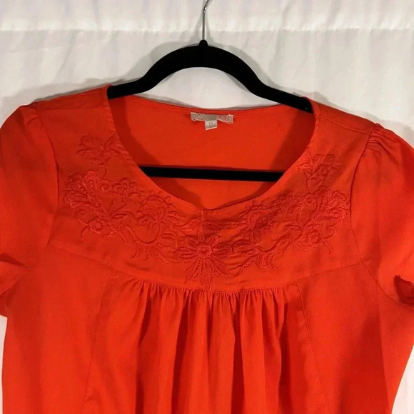 Gianni Bini Blouse Women's Medium Red Floral Short Sleeve Round Neck - Picture 2 of 6